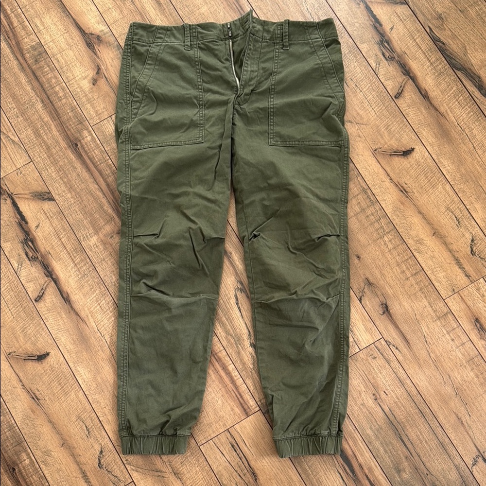 American Eagle Green Cargo Pants